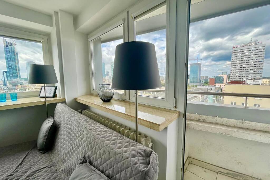 Sawa Apartment 2Xmetro Wifi 500 Mbs 50'Tv Netflix Hbo Appletv+ Warschau Buitenkant foto