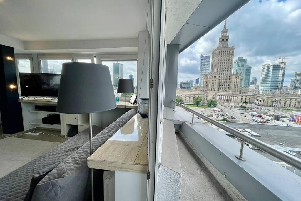 Sawa Apartment 2Xmetro Wifi 500 Mbs 50'Tv Netflix Hbo Appletv+ Warschau Buitenkant foto