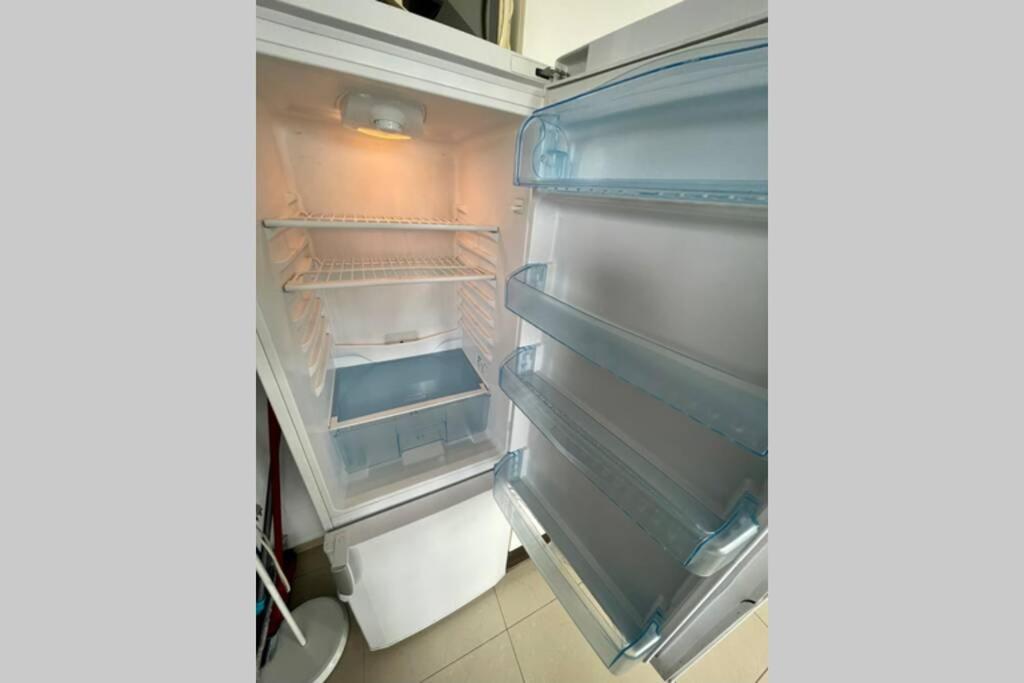 Sawa Apartment 2Xmetro Wifi 500 Mbs 50'Tv Netflix Hbo Appletv+ Warschau Buitenkant foto