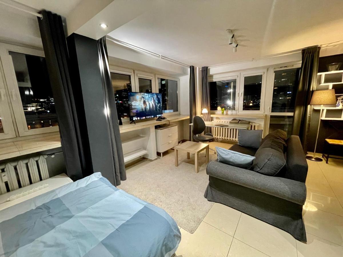 Sawa Apartment 2Xmetro Wifi 500 Mbs 50'Tv Netflix Hbo Appletv+ Warschau Buitenkant foto
