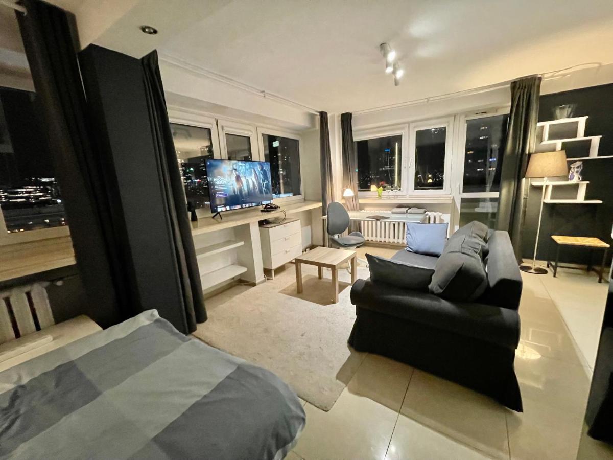 Sawa Apartment 2Xmetro Wifi 500 Mbs 50'Tv Netflix Hbo Appletv+ Warschau Buitenkant foto