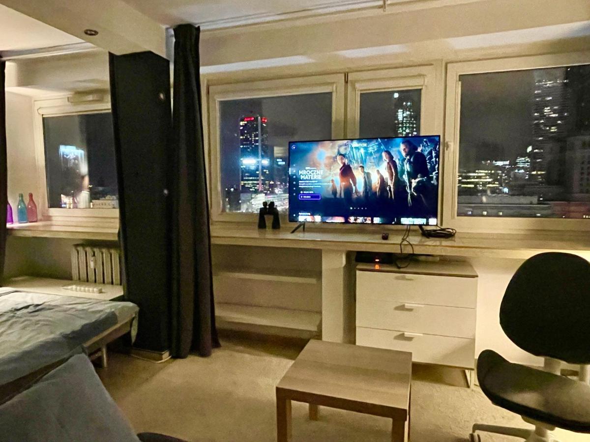 Sawa Apartment 2Xmetro Wifi 500 Mbs 50'Tv Netflix Hbo Appletv+ Warschau Buitenkant foto